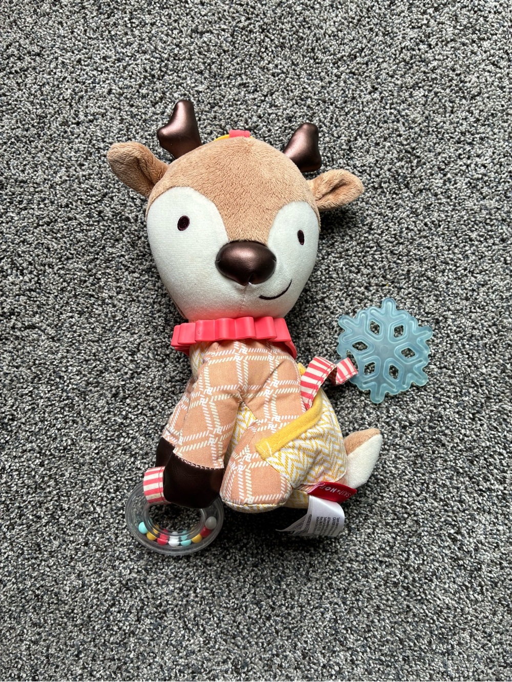 Skip Hop Baby Bandana Buddies Teething Activity Reindeer